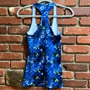 Lululemon Athletica women's Kanto Catch me tank top size 4-6 No size dot or tag‎